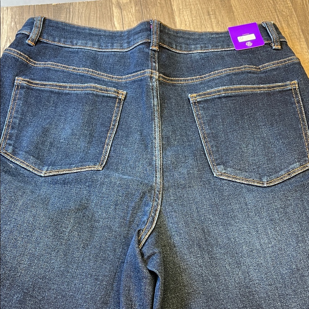 Well Worn Dark Blue High-Rise Wide Leg Jeans - Picture 8 of 9